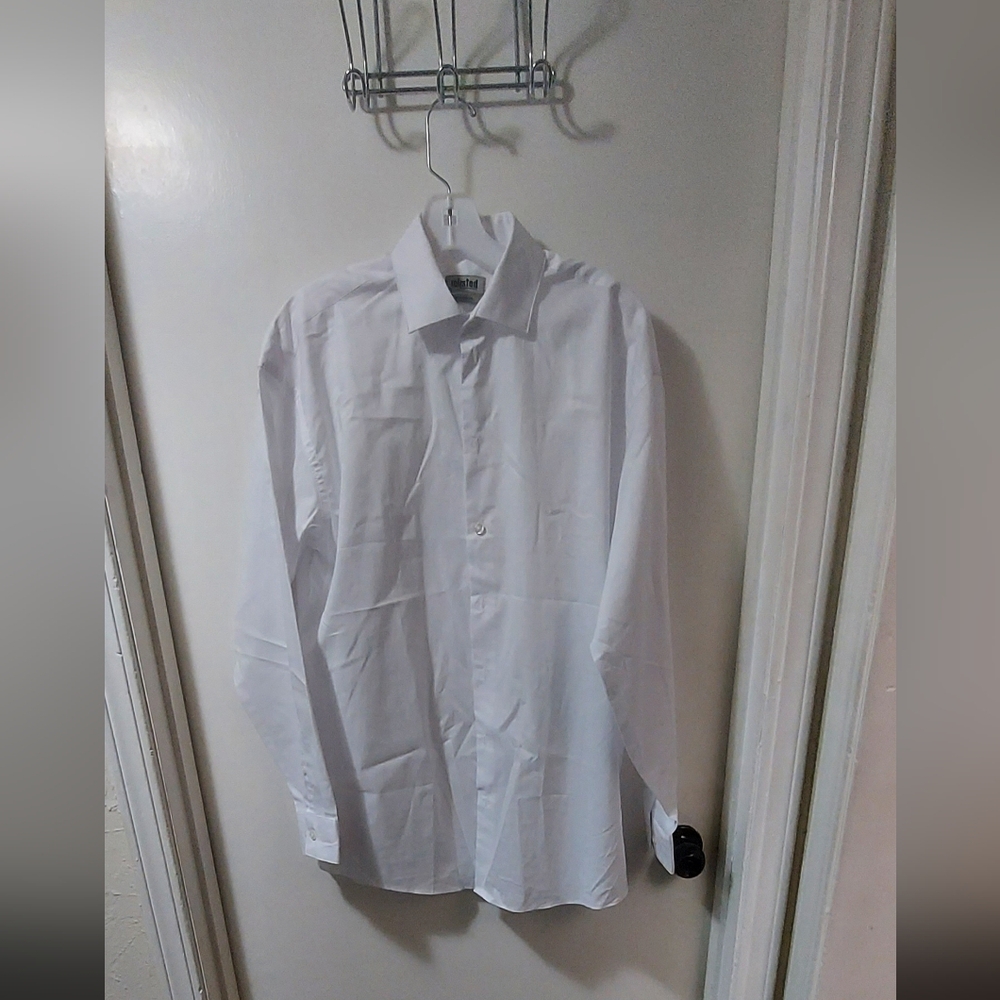 Unlisted Men's Crisp White Dress Shirt Size Small